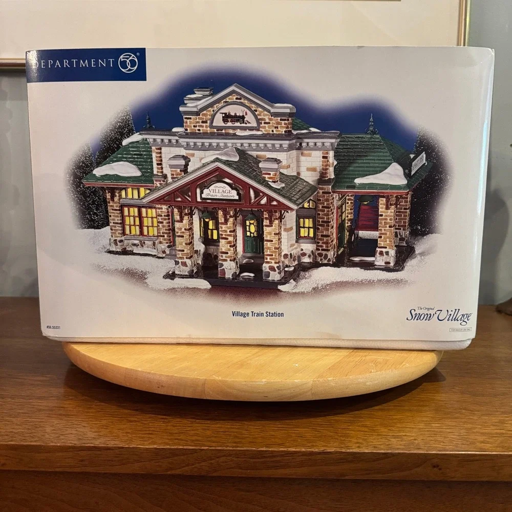 Department 56 Village Train Station Snow Village 55331 w/ Box